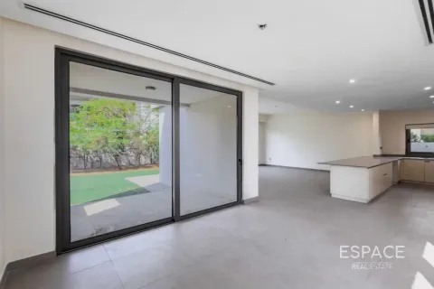 Villa en alquiler en Dubai Hills Estate, Dubai, EAU 4 dormitorios, 292 m2 № 738149 - foto 2