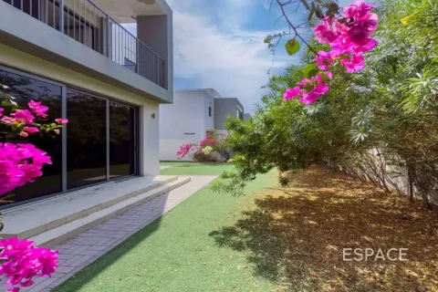 Villa en alquiler en Dubai Hills Estate, Dubai, EAU 4 dormitorios, 292 m2 № 738149 - foto 1