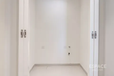 Casa urbana para arrendamento em Jebel Ali, Dubai, EAU 4 quartos, 255 m2 № 738145 - foto 12