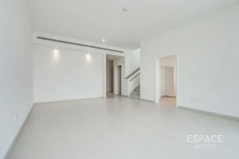 Casa urbana para arrendamento em Jebel Ali, Dubai, EAU 4 quartos, 255 m2 № 738145 - foto 15