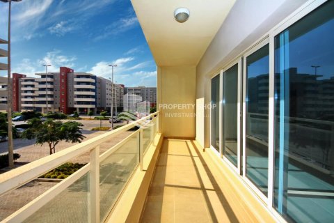 Huoneisto Al Reef, Abu Dhabi, Arabiemiraatit 2 makuuhuonetta, 114 m2 № 731774 - kuva 2