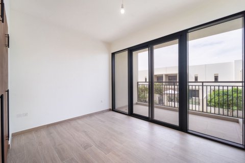 Apartment in HOLLAND GARDENS RESIDENCE in Town Square, Dubai, UAE 3 bedrooms, 217 sq.m. № 696481 - photo 16