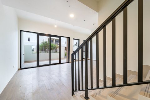 Apartment in HOLLAND GARDENS RESIDENCE in Town Square, Dubai, UAE 3 bedrooms, 217 sq.m. № 696481 - photo 8
