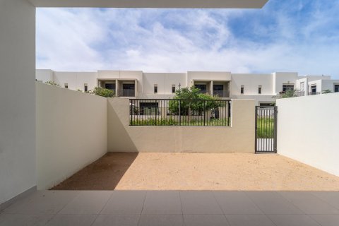 Apartment in HOLLAND GARDENS RESIDENCE in Town Square, Dubai, UAE 3 bedrooms, 217 sq.m. № 696481 - photo 30