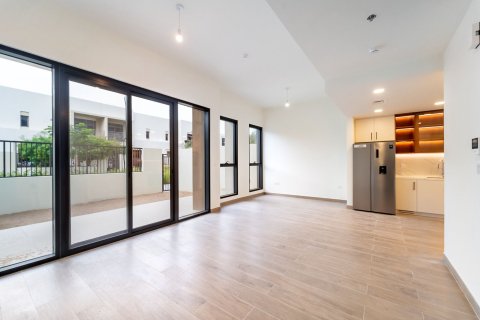 Apartment in HOLLAND GARDENS RESIDENCE in Town Square, Dubai, UAE 3 bedrooms, 217 sq.m. № 696481 - photo 3