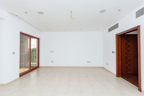 Jumeirah Islands, Dubai, संयुक्त अरब अमीरात में विला, 5 बेडरूम, 785 वर्ग मीटर, संख्या 706787 - फ़ोटो 16