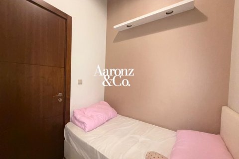 Apartamento para arrendamento em Downtown Dubai (Downtown Burj Dubai), Dubai, EAU 3 quartos, 166 m2 № 714187 - foto 12