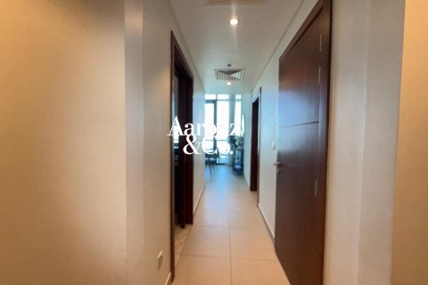 Apartamento para arrendamento em Downtown Dubai (Downtown Burj Dubai), Dubai, EAU 3 quartos, 166 m2 № 714187 - foto 15