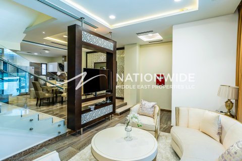 Villa zum Verkauf in Dubai, VAE 4 Schlafzimmer, 166 m2 Nr. 659922 - Foto 10