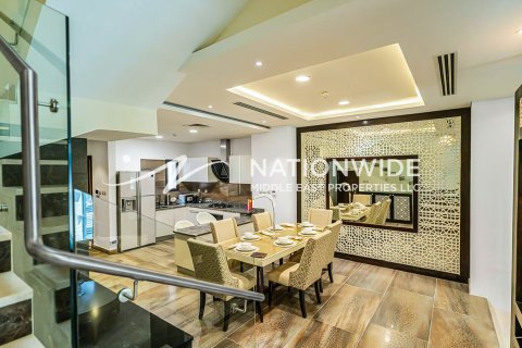 Villa zum Verkauf in Dubai, VAE 4 Schlafzimmer, 166 m2 Nr. 659922 - Foto 2