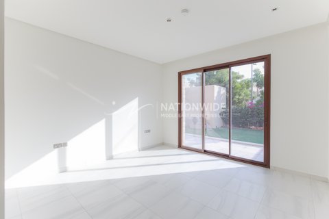 Βίλα σε Abu Dhabi, ΗΑΕ 5 υπνοδωμάτια, 746 τ.μ. Αρ. 659923 - φωτογραφία 3