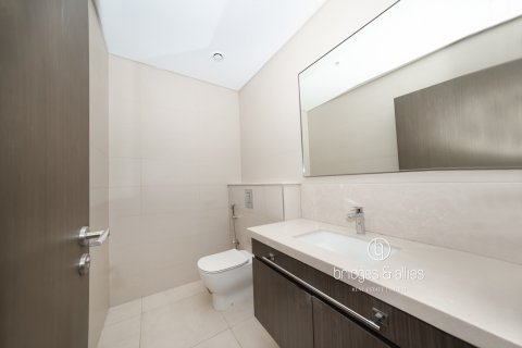 Appartement te huur in Downtown Dubai (Downtown Burj Dubai), Dubai, VAE 2 slaapkamers, 113 vr.m., nr 687848 - foto 17