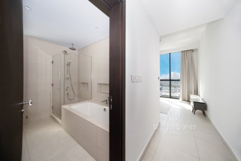 Appartement te huur in Downtown Dubai (Downtown Burj Dubai), Dubai, VAE 2 slaapkamers, 113 vr.m., nr 687848 - foto 9