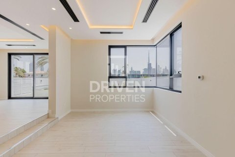 Vilë në Jumeirah, Dubai, Emiratet e Bashkuara Arabe 5 dhoma gjumi, 341.6 m2. № 746355 - Foto 19