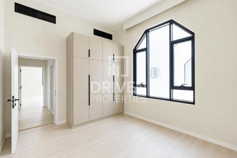 Vilë në Jumeirah, Dubai, Emiratet e Bashkuara Arabe 5 dhoma gjumi, 341.6 m2. № 746355 - Foto 14