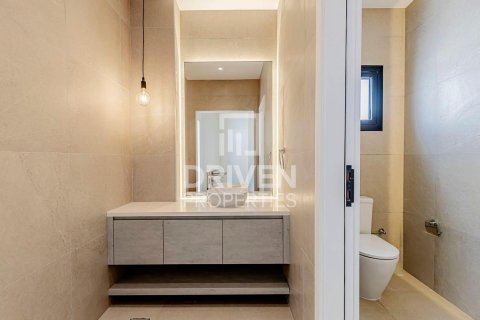 Vilë në Jumeirah, Dubai, Emiratet e Bashkuara Arabe 5 dhoma gjumi, 341.6 m2. № 746355 - Foto 21