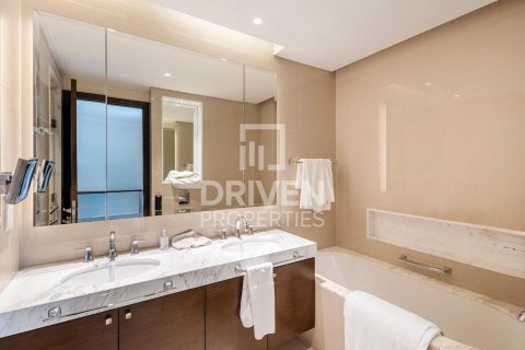 Apartment in Downtown Dubai (Downtown Burj Dubai), Dubai, UAE 2 bedrooms, 134.9 sq.m. № 746358 - photo 12