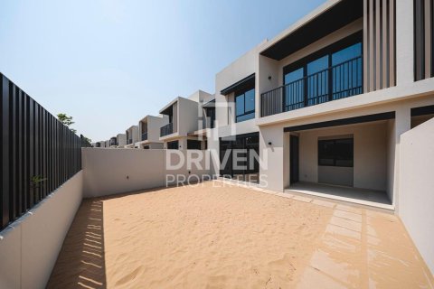 Townhouse in Jebel Ali, Dubai, UAE 4 bedrooms, 254.74 sq.m. № 746359 - photo 3