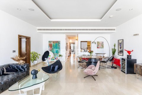Appartement te koop in Palm Jumeirah, Dubai, VAE 3 slaapkamers, 212 vr.m., nr 654555 - foto 2