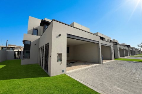 טאונהאוס ב Dubai, איחוד האמירויות 3 חדרי שינה, 239 מ