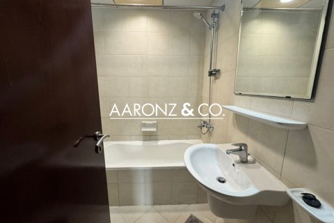 Apartemen di Jumeirah Lake Towers, Dubai, UEA 2 kamar tidur, 87 m2 nomor 696578 - foto 10