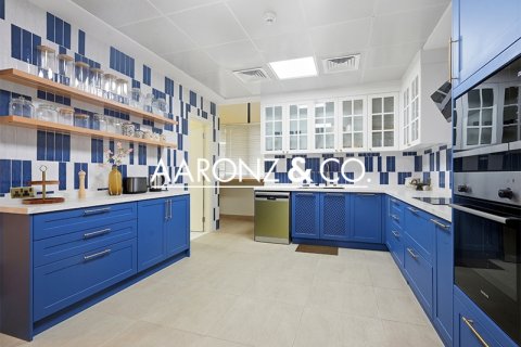 Apartemen di Jumeirah Lake Towers, Dubai, UEA 4 kamar tidur, 442 m2 nomor 696579 - foto 16