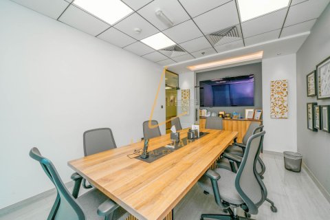 Opisina sa Business Bay, Dubai, UAE 181 sq.m. № 696576 - larawan 6