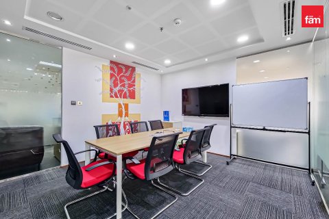 Propriedade comercial para venda em Dubai, EAU 1128.4 m2 № 669853 - foto 14