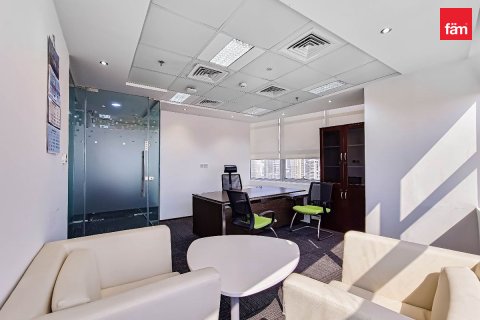 Propriedade comercial para venda em Dubai, EAU 1128.4 m2 № 669853 - foto 16