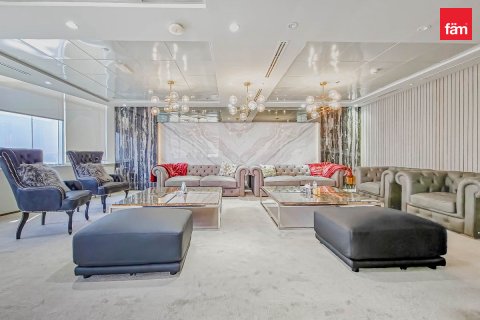 Propriedade comercial para venda em Dubai, EAU 1128.4 m2 № 669853 - foto 1