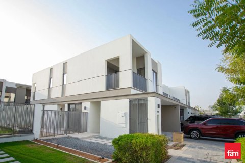 Kaupunkipientalo Tilal Al Ghaf, Dubai, Arabiemiraatit 4 makuuhuonetta, 227.5 m2 № 669854 - kuva 1