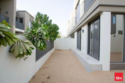 Kaupunkipientalo Tilal Al Ghaf, Dubai, Arabiemiraatit 4 makuuhuonetta, 227.5 m2 № 669854 - kuva 11