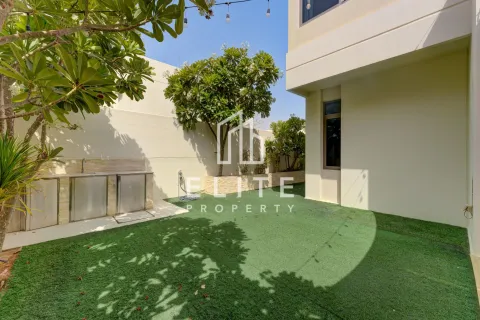 Kuća u nizu u Town Square, Dubai, UAE 4 spavaćih soba, 220 m2 Br. 736407 - fotografija 2