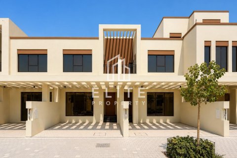 Townhouse in Damac Lagoons, Dubai, UAE 4 bedrooms, 209 sq.m. № 736405 - photo 2