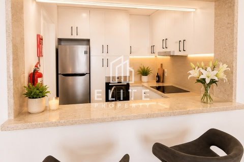 Apartamento en alquiler en The Hills, Dubai, EAU 1 dormitorio, 82 m2 № 736404 - foto 11