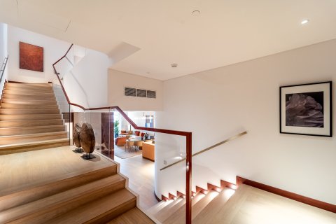 Apartman u Jumeirah, Dubai, UAE 4 spavaćih soba, 516 m2 Br. 696239 - fotografija 4