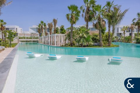 Apartment in ASHJAR APARTMENTS in Al Barari, Dubai, UAE 2 bedrooms, 231 sq.m. № 698451 - photo 16