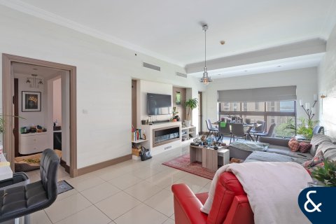 Wohnung in Palm Jumeirah, Dubai, VAE: 1 Schlafzimmer, 121 m2 Nr. 698452