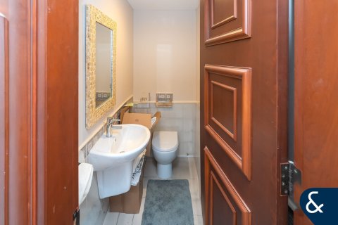 Palm Jumeirah, Dubai, संयुक्त अरब अमीरात में अपार्टमेंट, 1 बेडरूम, 121 वर्ग मीटर, संख्या 698452 - फ़ोटो 13