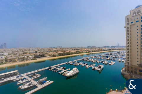 Apartament na sprzedaż w Palm Jumeirah, Dubai, ZEA 3 sypialnie, 227 mkw., nr 698453 - zdjęcie 1