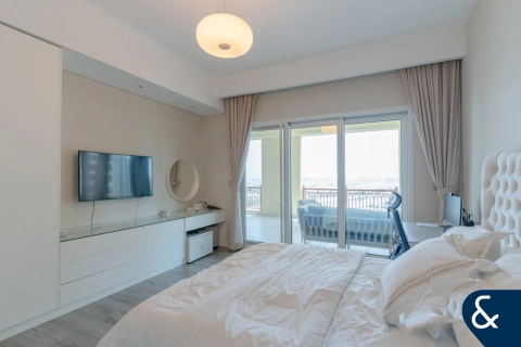 Apartament na sprzedaż w Palm Jumeirah, Dubai, ZEA 3 sypialnie, 227 mkw., nr 698453 - zdjęcie 10
