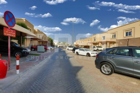 Al Reef, Abu Dhabi, BAE’de satılık villa 2 yatak odası, 111.9 m² No 730957 - fotoğraf 14