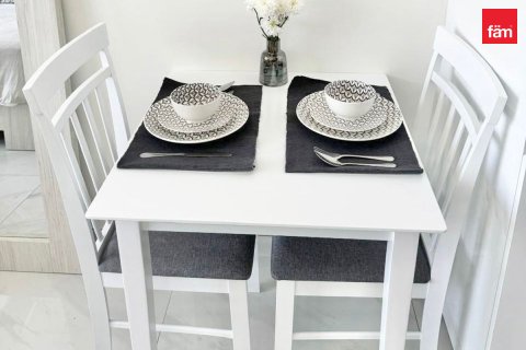 Apartment til salg i Dubai Studio City, Dubai, UAE 32.6 kvm № 727380 - foto 5