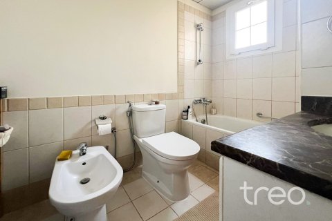 Villa à vendre à  The Springs, Dubai, EAU 2 chambres, 153.85 m2 № 761343 - photo 6