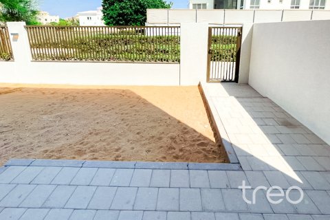 Villa en venta en Dubai Land, Dubai, EAU 4 dormitorios, 215.81 m2 № 761340 - foto 14