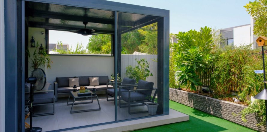 ویلا در Dubai Land، Dubai ، امارات متحده عربی 4 خوابه ، 268 متر مربع.  شماره 712239