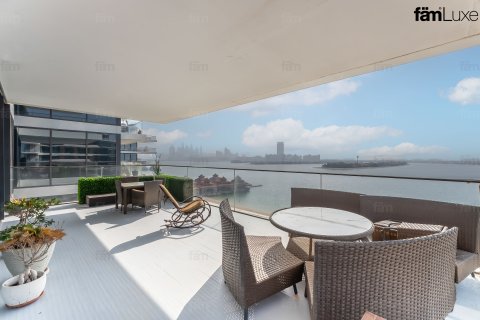 آپارتمان در Palm Jumeirah، Dubai ، امارات متحده عربی 3 خوابه ، 268.1 متر مربع.  شماره 761054