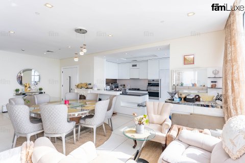 Apartment til leje i Palm Jumeirah, Dubai, UAE 3 soveværelser, 268.1 kvm № 761054 - foto 6