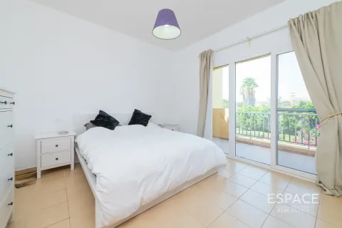 Villa en venta en Arabian Ranches, Dubai, EAU 2 dormitorios, 175 m2 № 649738 - foto 6