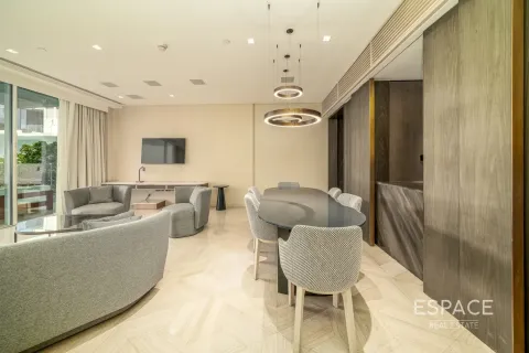 Huoneisto Palm Jumeirah, Dubai, Arabiemiraatit 2 makuuhuonetta, 166 m2 № 649735 - kuva 11